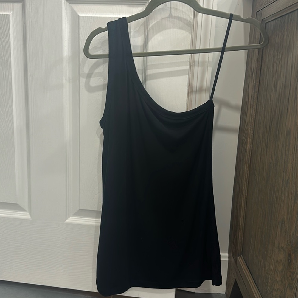 CAbi Black one shoulder ribbed tank